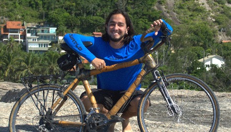 Volta ao mundo em uma bicicleta de bambu
