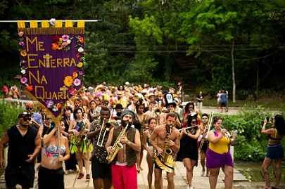 Bloco Me Enterra na Quarta - 16 anos