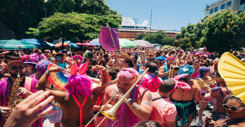 Apoie o Amores Líquidos no Carnaval 2024