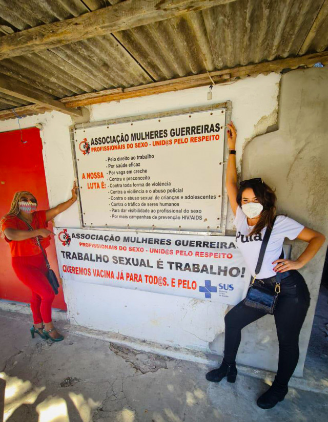 COLABORE COM COLETIVO PUTA DAVIDA