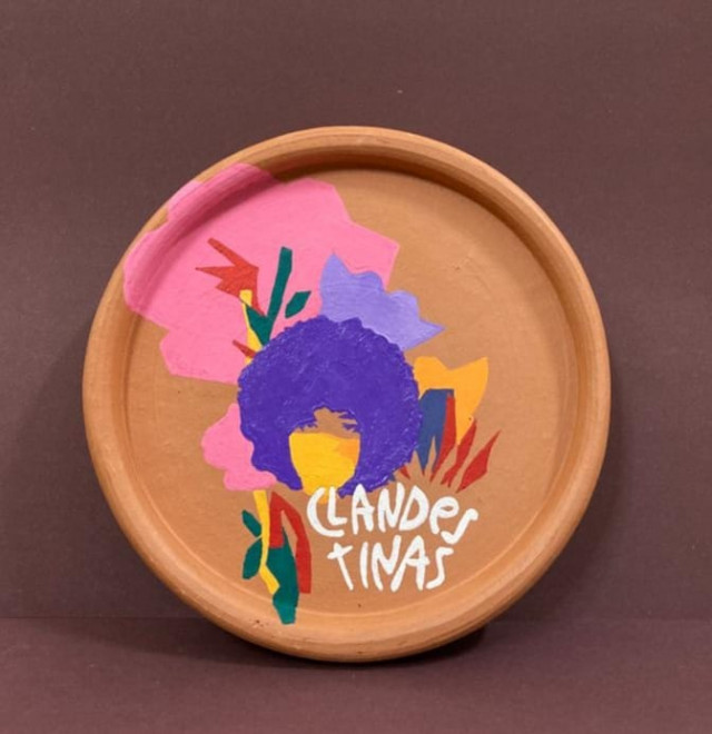 Pintura ClandesTinas - pratinho de barro