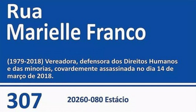PLACA RUA MARIELLE FRANCO + 3 LIVROS