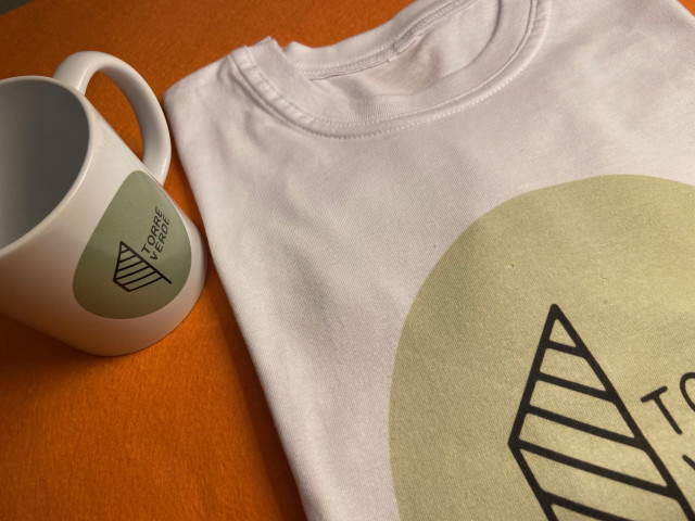 Kit 1: Caneca e Camiseta