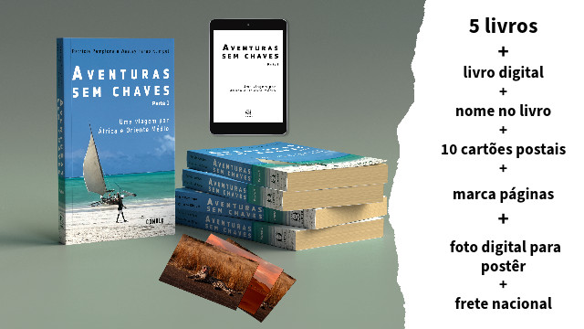 5 livros físicos, 1 digital e 10 postais