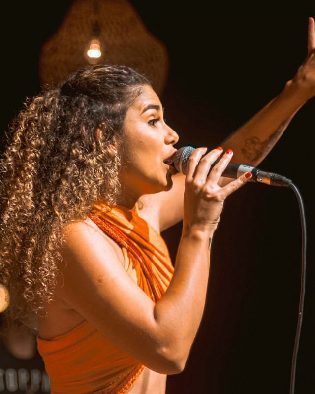 Me deixem cantar até o fim