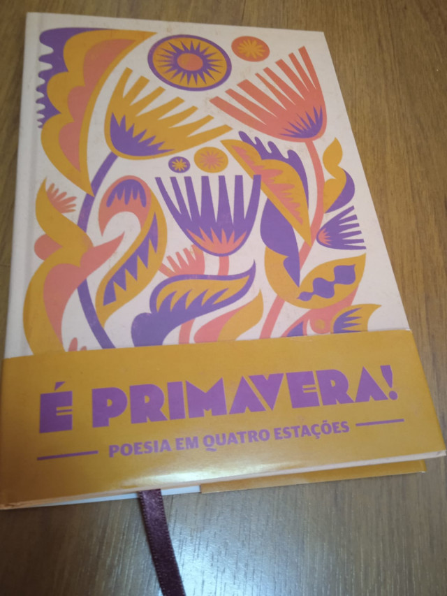 É Primavera! Poesia em Quatro Estações