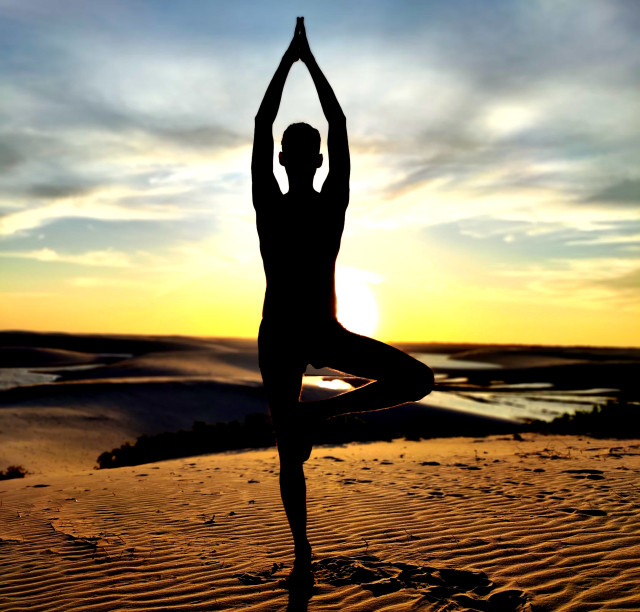 Aula de Yoga com Ivan Faria