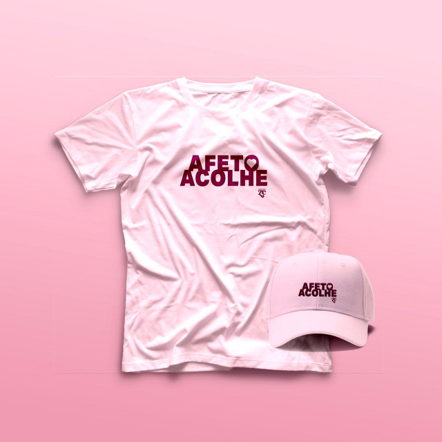 Kit "Boné e Camiseta"